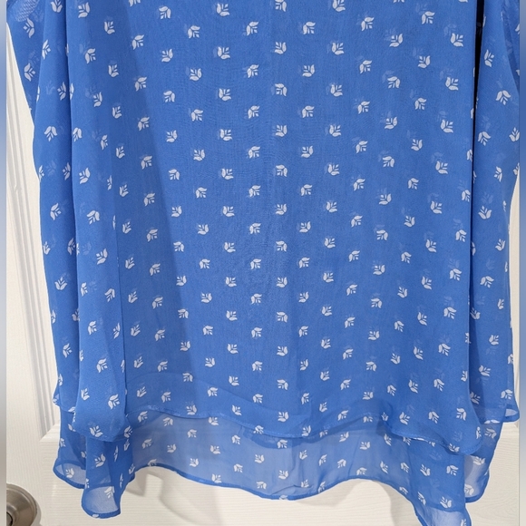 Lane Bryant Small Blue Tulip Swing Double-Layer Chiffon Tank in Size 20 - Picture 6 of 9